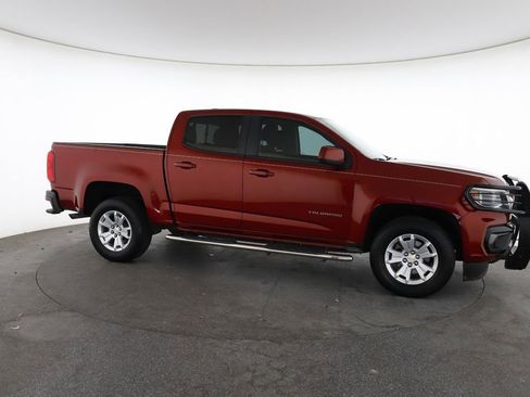 Used 2021 Chevrolet Colorado LT w/ Safety Package RWD image 15