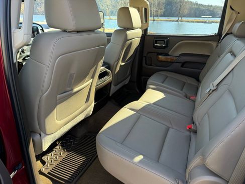 Used 2015 GMC Sierra 3500 SLT w/ Duramax Plus Package image 17