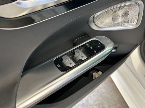 Used 2024 Mercedes-Benz C 300 Sedan image 42