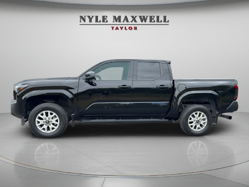 Used 2024 Toyota Tacoma SR AWD/4WD image 14