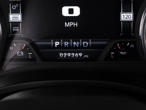 Used 2023 RAM 1500 Big Horn AWD/4WD image 3