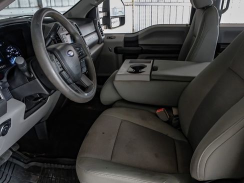 Used 2018 Ford F250 XL w/ STX Appearance Package AWD/4WD image 14