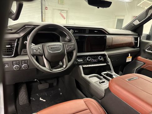 New 2026 GMC Sierra 2500 Denali Ultimate AWD/4WD image 30