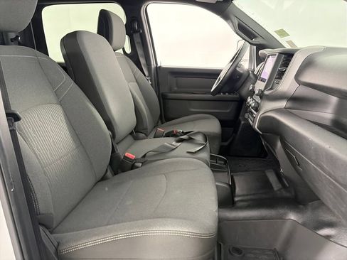 Used 2024 RAM 3500 Tradesman w/ Chrome Appearance Group AWD/4WD image 31