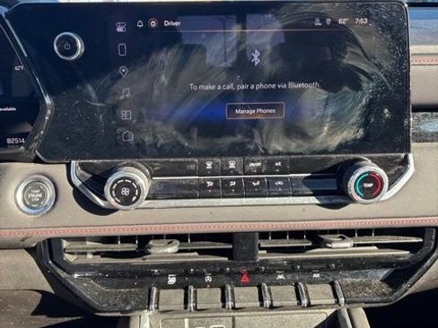 Used 2024 Chevrolet Colorado Z71 w/ Advanced Trailering Package AWD/4WD image 9
