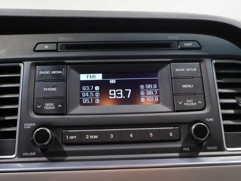 Used 2015 Hyundai Sonata SE FWD image 24