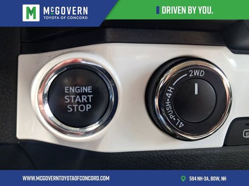 Used 2023 Toyota Tacoma SR5 AWD/4WD image 27