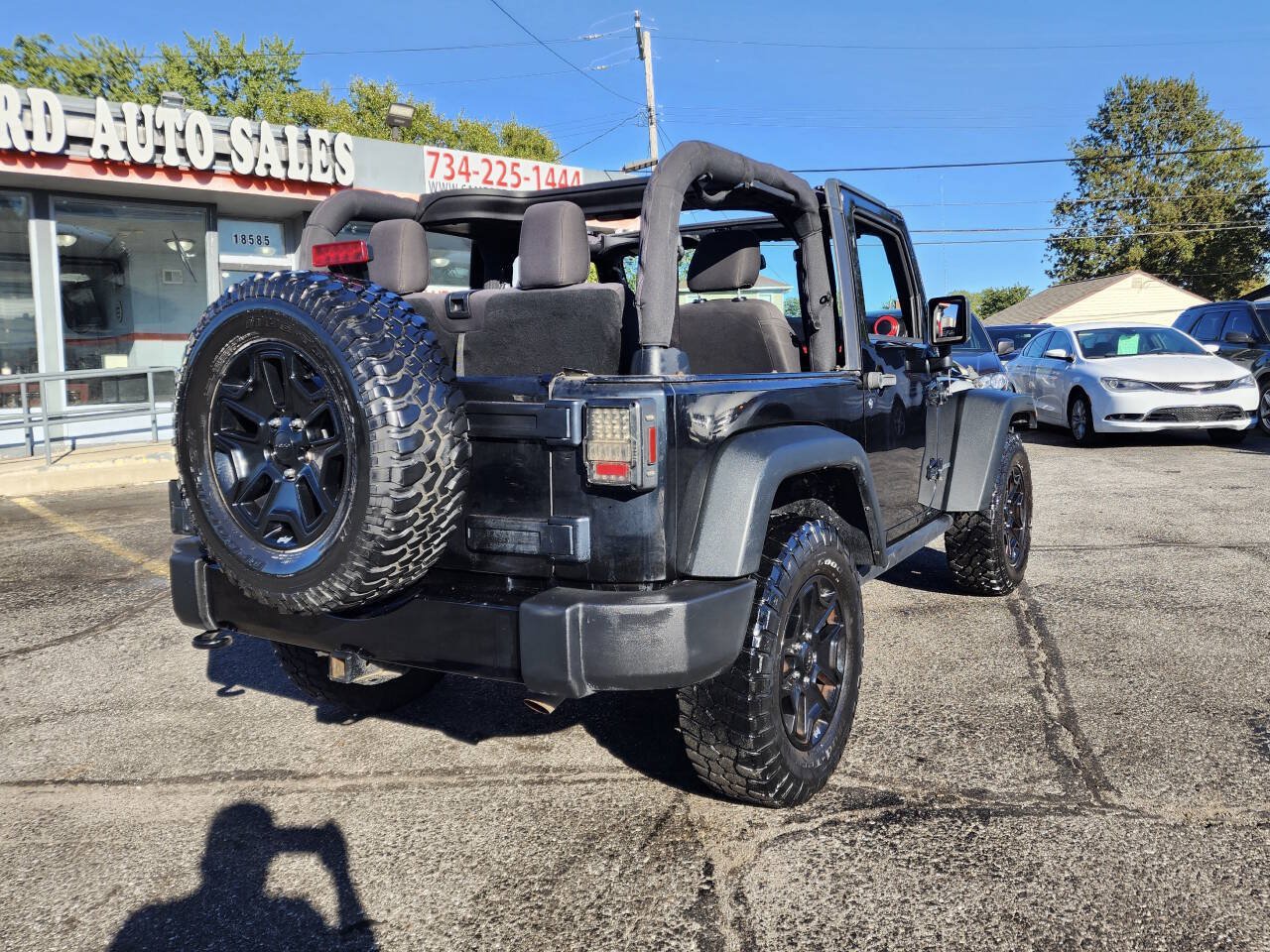 Used 2016 Jeep Wrangler Sport AWD/4WD image 6