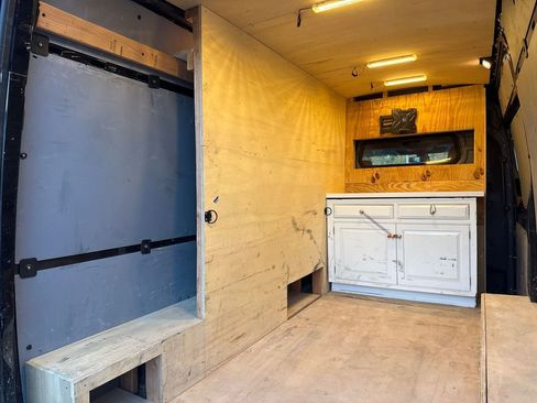 Used 2020 Mercedes-Benz Sprinter 2500 w/ Driver Convenience Package image 23