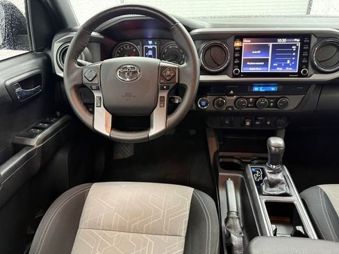 Used 2023 Toyota Tacoma TRD Off-Road AWD/4WD image 31