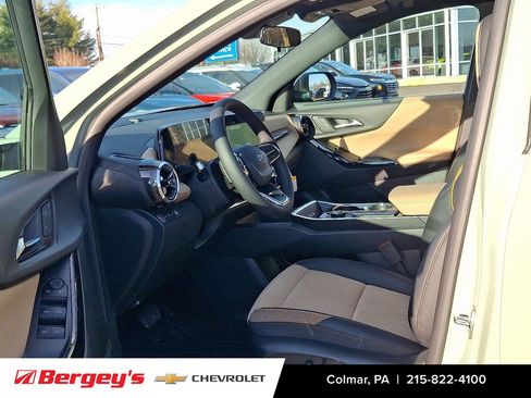 New 2026 Chevrolet Equinox ACTIV w/ Convenience Package III AWD/4WD image 10