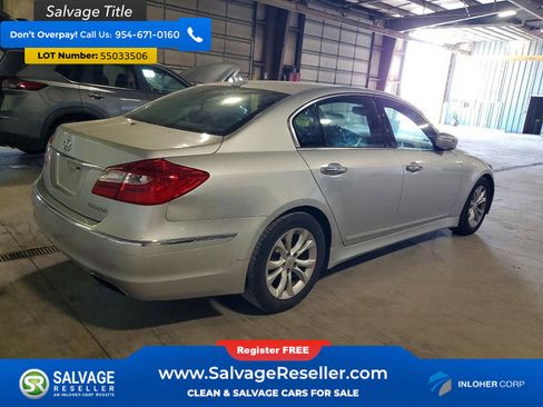 Used 2013 Hyundai Genesis 3.8 RWD image 4