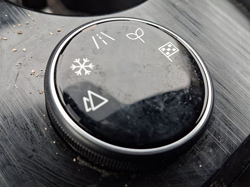 Certified 2023 Nissan Rogue SL w/ SL Premium Package image 22