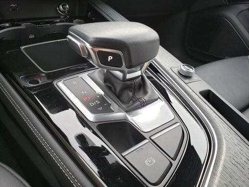 Used 2020 Audi A4 2.0T Premium Plus w/ Premium Plus Package image 25