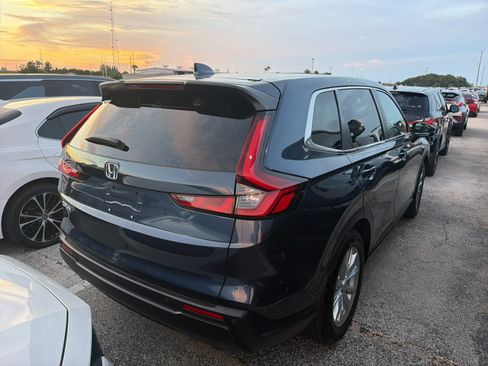 Used 2025 Honda CR-V EX-L image 3