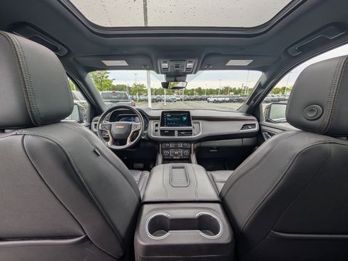 Used 2023 Chevrolet Tahoe High Country w/ Premium Package 2 AWD/4WD image 19