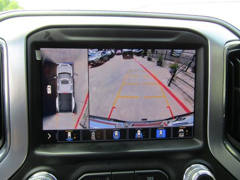 Used 2021 GMC Sierra 3500 SLT w/ SLT Premium Package AWD/4WD image 19