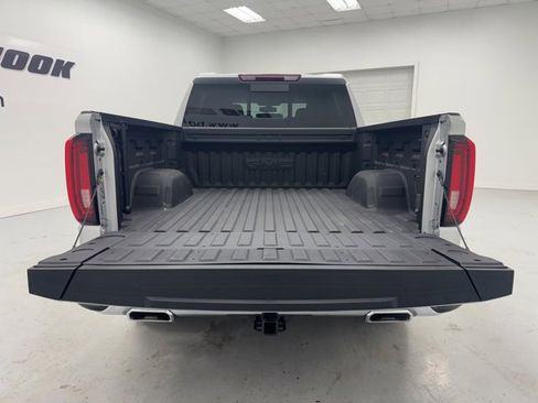 Used 2022 GMC Sierra 1500 SLT w/ SLT Premium Package image 30