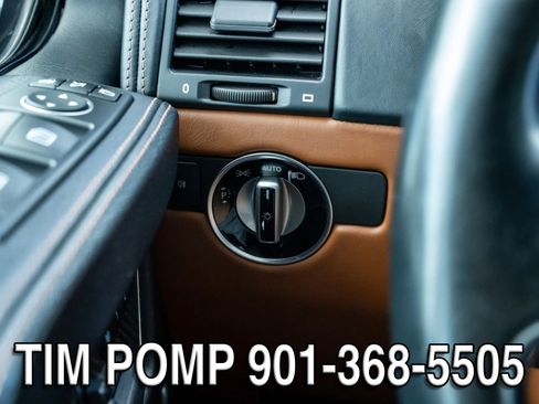 Used 2018 Mercedes-Benz G 63 AMG 4MATIC w/ Mojave Package image 32