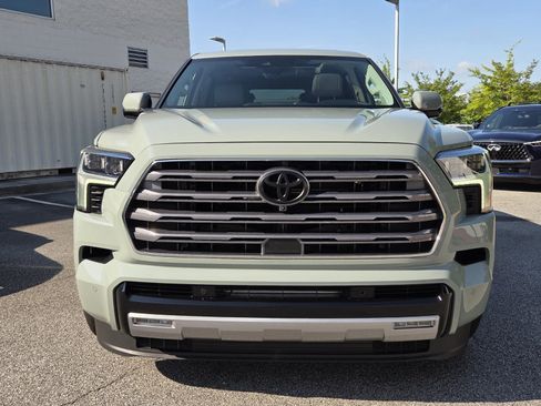 Used 2024 Toyota Sequoia Limited AWD/4WD image 2
