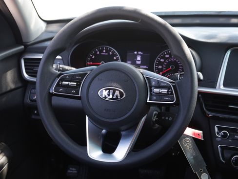 Used 2019 Kia Optima LX FWD image 8