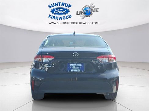 Used 2023 Toyota Corolla LE image 22