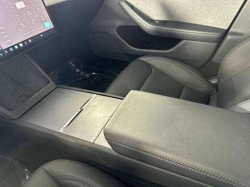 Used 2025 Tesla Model 3 RWD image 21