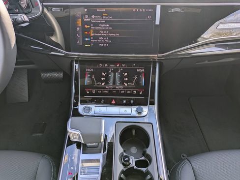 New 2026 Audi Q8 Premium Plus AWD/4WD image 32