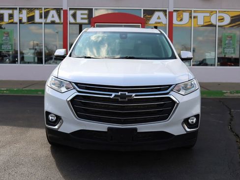 Used 2020 Chevrolet Traverse LT w/ LT Premium Package image 2