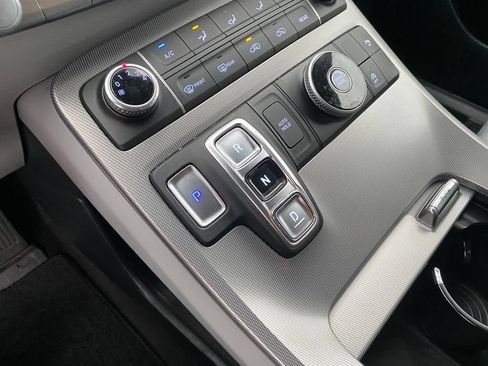 Used 2020 Hyundai Palisade SE FWD image 17