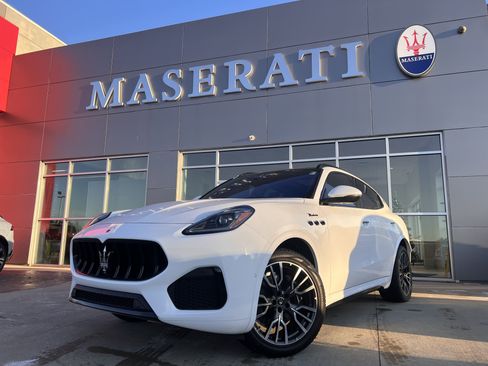 Used 2023 Maserati Grecale Modena image 1