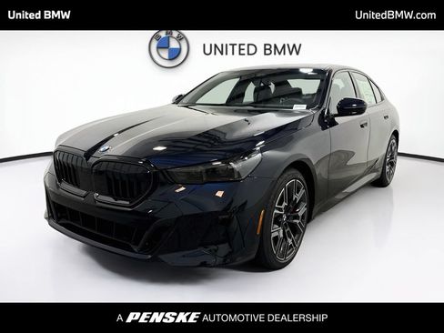 New 2027 BMW 530i RWD image 1