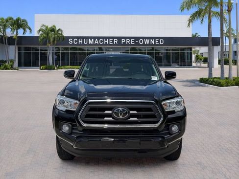 Used 2023 Toyota Tacoma SR5 w/ Technology Package RWD image 2