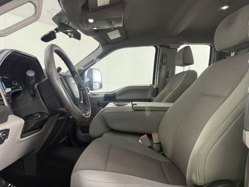 Used 2019 Ford F250 XL w/ STX Appearance Package AWD/4WD image 13