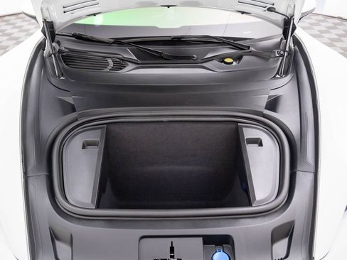 Used 2023 Porsche Taycan GTS image 30