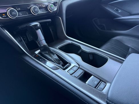 Used 2022 Honda Accord Sport Special Edition image 16