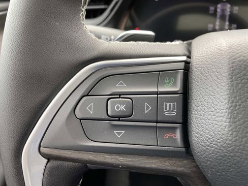 New 2026 Jeep Grand Cherokee Altitude image 15