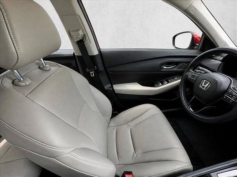 Used 2025 Honda Accord EX-L image 16
