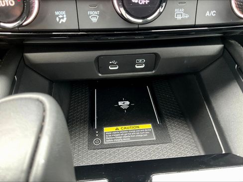 Used 2025 Honda Accord Touring image 16
