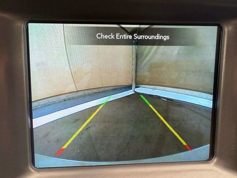 Used 2023 Dodge Charger SXT image 20