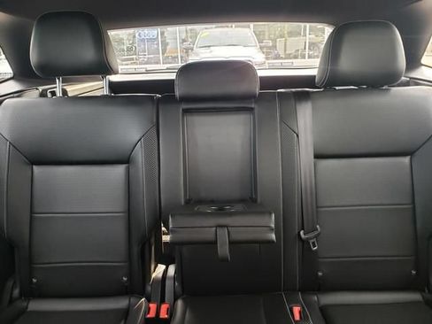 Used 2023 Volkswagen Atlas Cross Sport SE AWD/4WD image 14