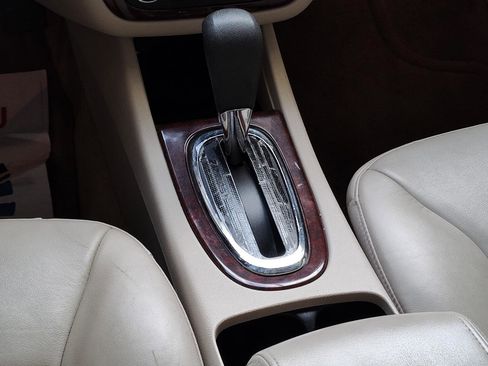 Used 2009 Chevrolet Impala LT w/ Luxury Edition Package image 19