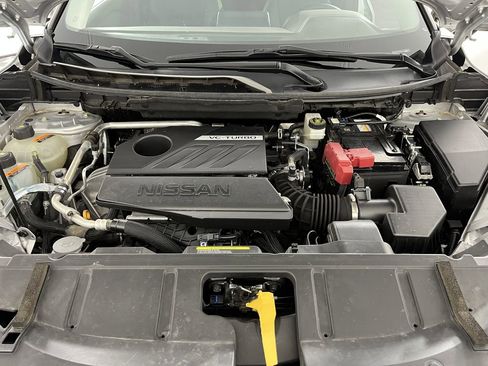 Used 2023 Nissan Rogue SV image 21