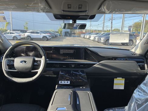 New 2026 INFINITI QX80 Luxe w/ Cargo Package image 13