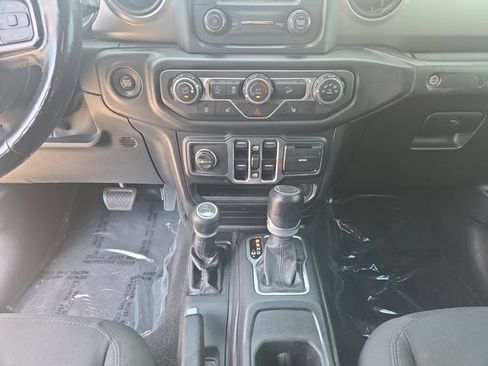 Used 2020 Jeep Wrangler Unlimited Sport S AWD/4WD image 11
