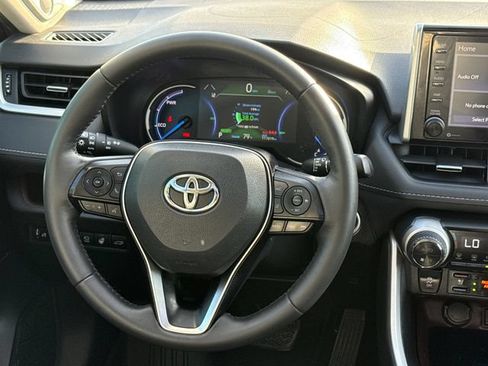 Used 2020 Toyota RAV4 Limited AWD/4WD image 14