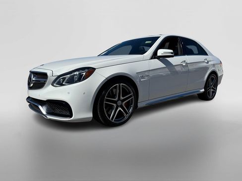 Used 2015 Mercedes-Benz E 63 AMG S-Model image 9