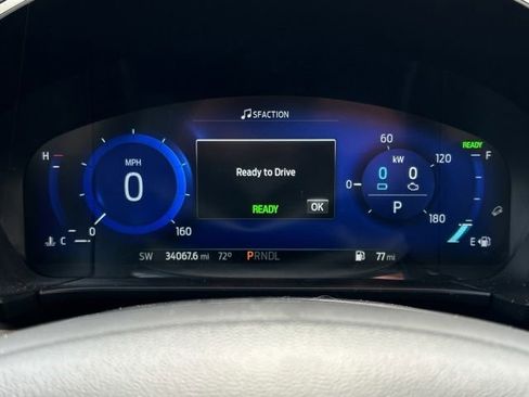 Used 2020 Ford Escape Titanium AWD/4WD image 36