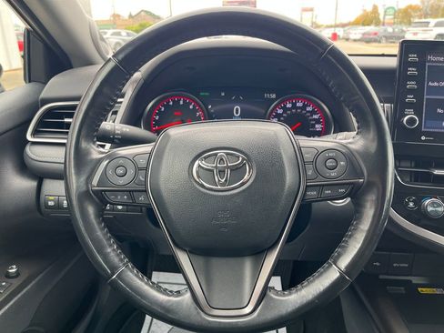 Used 2023 Toyota Camry XSE image 15