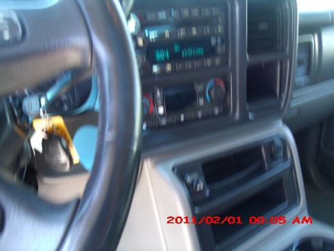 Used 2005 Chevrolet Avalanche Z71 w/ Sun And Sound Package image 33